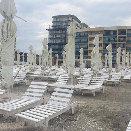 Apartament Amphora Pe Plaja นาโวดาริ ภายนอก รูปภาพ
